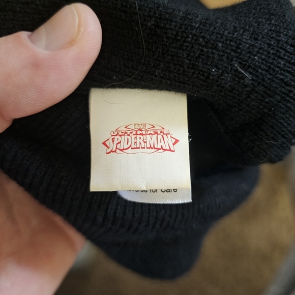 Marvel Spiderman Beanie OSFM - Picture 5 of 5